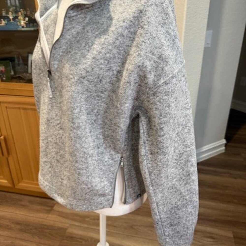 FABLETICS Alpine Pullover - Picture 5 of 16